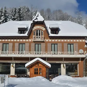 La Douce Montagne Hotel